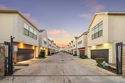 3902 Tulane Oak Drive, Houston, TX 77018 - Photo 2