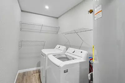 422 Waco N, League City, TX 77573 - Photo 8