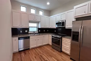 2710 Hullsmith Dr, Houston, TX 77063 - Photo 6