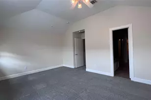 2710 Hullsmith Dr, Houston, TX 77063 - Photo 20