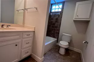 2710 Hullsmith Dr, Houston, TX 77063 - Photo 12