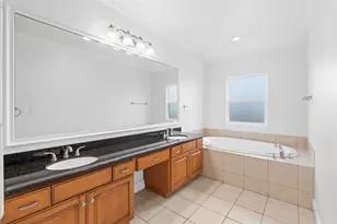 3006 McCulloch Cir, Houston, TX 77056 - Photo 14