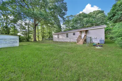 351 Martin Creek Drive, Cleveland, TX 77328 - Photo 14
