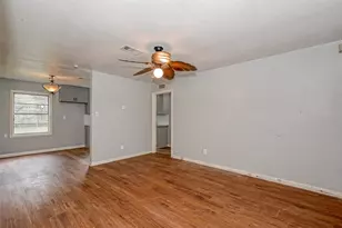 5707 Lakefield Dr, Houston, TX 77033 - Photo 4