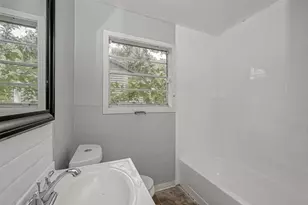 5707 Lakefield Dr, Houston, TX 77033 - Photo 8