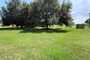 2083 Lauren Ln, Sealy, TX 77474 - Photo 1