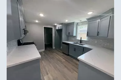 1005 N Main Street, Dayton, TX 77535 - Photo 6