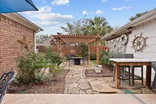 2436 Pebble Beach Dr, League City, TX 77573 - Photo 42