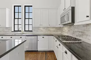 2702 Cortlandt St, Houston, TX 77008 - Photo 18