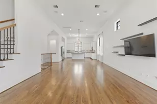 2702 Cortlandt St, Houston, TX 77008 - Photo 12