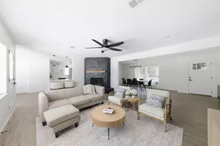 6211 Dumfries Dr, Houston, TX 77096 - Photo 10