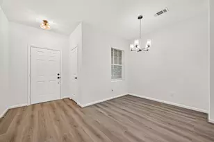 7127 Kason Fls Ct, Houston, TX 77049 - Photo 4