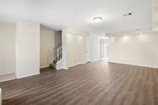 14759 Perthshire Rd, Houston, TX 77079 - Photo 4