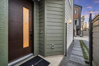 811 Thornton Road #A, Houston, TX 77018 - Photo 2