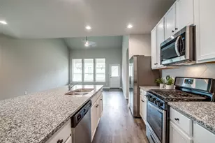 3649 Cub Dr, Conroe, TX 77301 - Photo 6