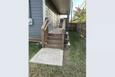 10906 Southview Street, Houston, TX 77047 - Photo 18