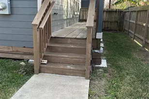 10906 Southview St, Houston, TX 77047 - Photo 18