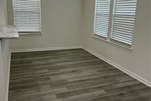 10906 Southview St, Houston, TX 77047 - Photo 10