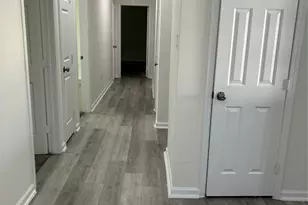 10906 Southview St, Houston, TX 77047 - Photo 4