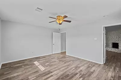228 Orange Street, La Marque, TX 77568 - Photo 16