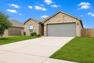 1219 Paradise Found Dr, Iowa Colony, TX 77583 - Photo 2