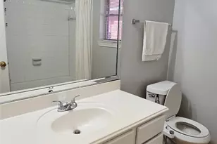 4711 Stonebridge St, Baytown, TX 77521 - Photo 14