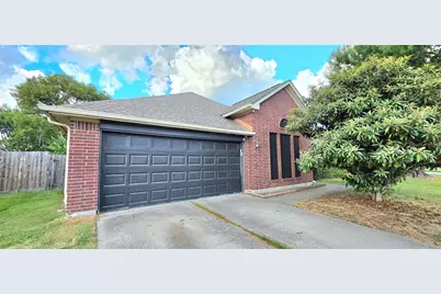 4711 Stone Bridge Street, Baytown, TX 77521 - Photo 2