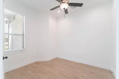 10566 Wild Chives, Conroe, TX 77385 - Photo 4