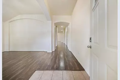 5015 Bridgecrossing Court, Spring, TX 77379 - Photo 18