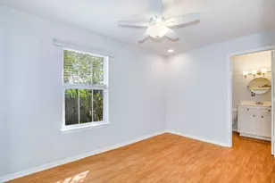 1307 S Live Oak St, Rockport, TX 78382 - Photo 26