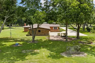 215 Lakeview Ln, El Campo, TX 77437 - Photo 42