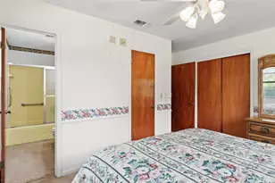 215 Lakeview Ln, El Campo, TX 77437 - Photo 24