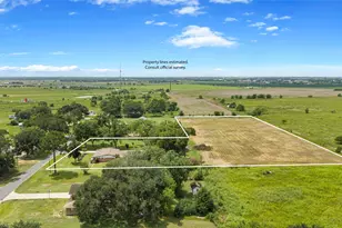 215 Lakeview Ln, El Campo, TX 77437 - Photo 46