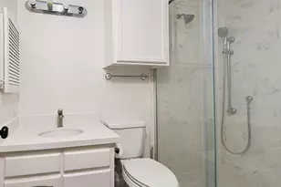 175 April Point Dr N, Conroe, TX 77356 - Photo 6