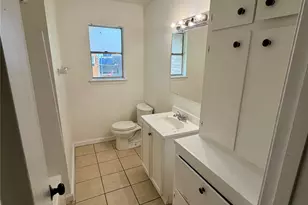 12818 Segrest Dr, Houston, TX 77047 - Photo 14