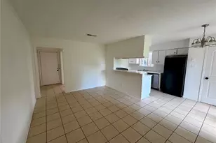 12818 Segrest Dr, Houston, TX 77047 - Photo 2