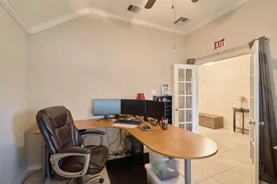 655 Oak Circle Drive E, Conroe, TX 77301 - Photo 10