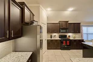 655 Oak Cir Dr E, Conroe, TX 77301 - Photo 16