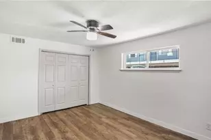 2819 Berry St, Houston, TX 77004 - Photo 12