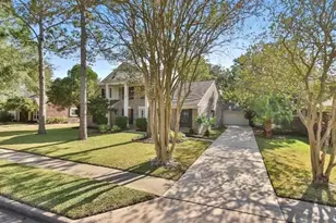 15115 Delbarton Dr, Houston, TX 77083 - Photo 2