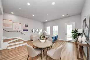 5812 Francis Oak Pl, Houston, TX 77091 - Photo 4