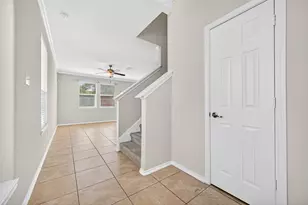 24670 Folkstone Cir, Katy, TX 77494 - Photo 8
