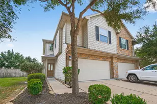 24670 Folkstone Cir, Katy, TX 77494 - Photo 4