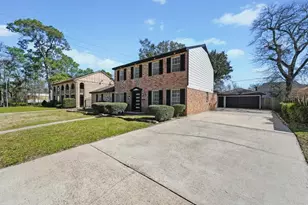 1407 Hamlin Valley Dr, Houston, TX 77090 - Photo 2