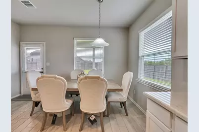 10602 Sunrise Park Lane, Humble, TX 77396 - Photo 6