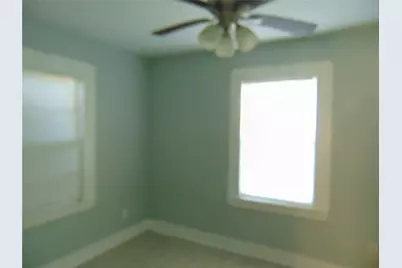 5113 Avenue O 1/2 Avenue, Galveston, TX 77551 - Photo 10