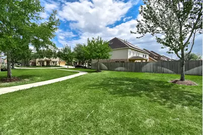 5039 Crystal Bluff Court, Richmond, TX 77407 - Photo 2
