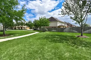 5039 Crystal Bluff Ct, Richmond, TX 77407 - Photo 2