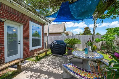 11239 Riverridge Park Lane, Houston, TX 77089 - Photo 32