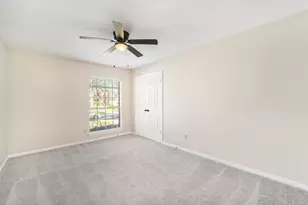 15214 Park Estates Ln, Houston, TX 77062 - Photo 14